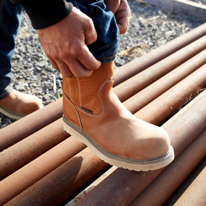 Bota de trabajo impermeable con puntera compuesta y cuña de refuerzo Ariat hombres oso pardo dorado calzado 044J302