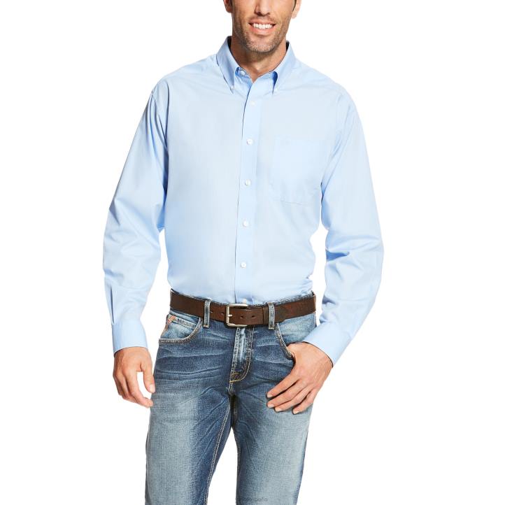 camisa lisa sin arrugas Ariat hombres azul claro tapas 044J1069