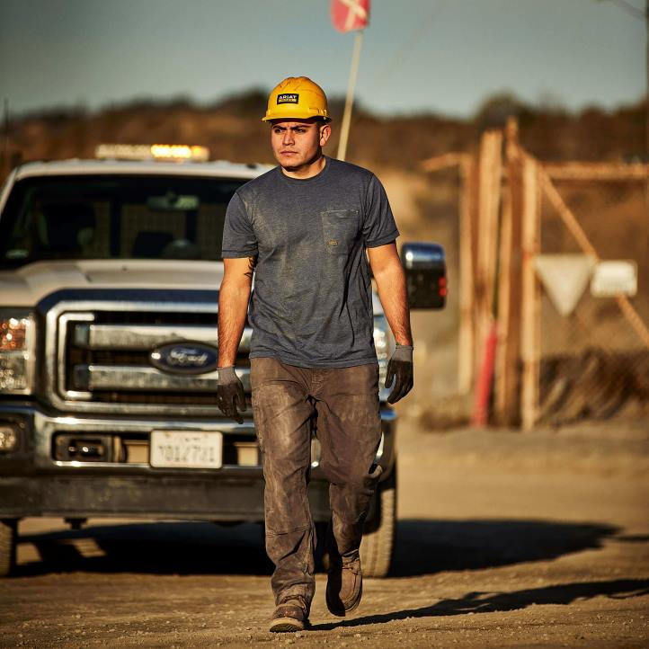 camiseta de trabajador de barras de refuerzo Ariat hombres brezo pizarra tapas 044J576