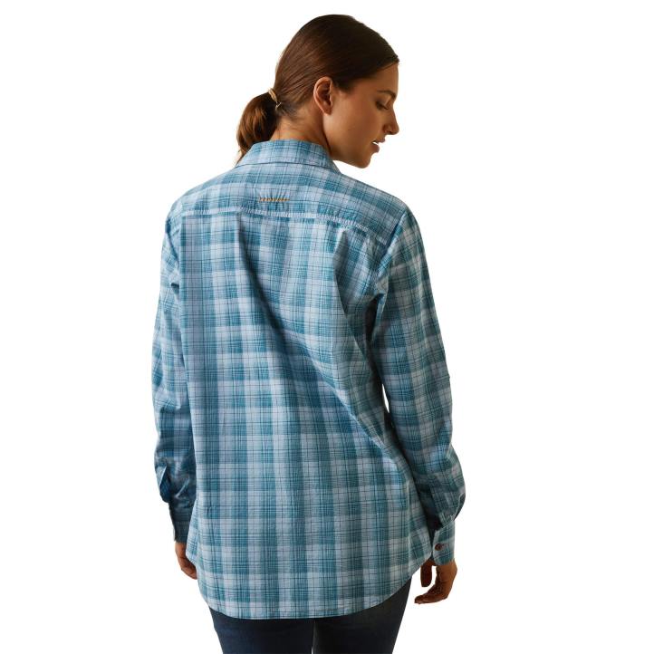 camisa de trabajo durastretch resistente hecha con barras de refuerzo Ariat mujer cielo despejado a cuadros tapas 044J3053